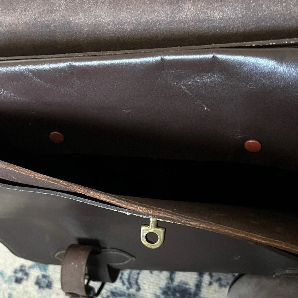 Vintage WW 11 US Army Issue Type V 297 -1507 V Classic Leather Briefcase UNISEX